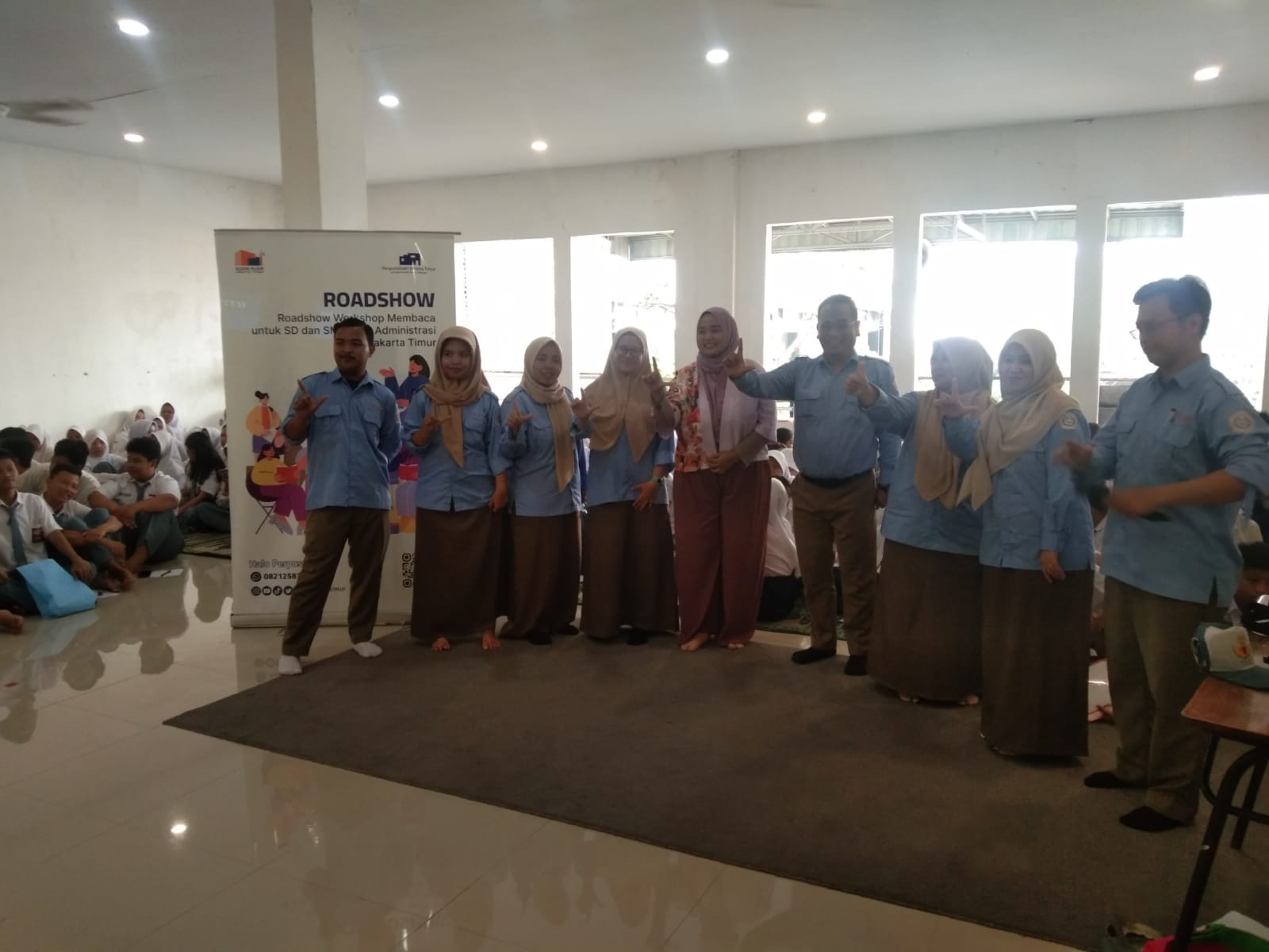 Roadshow Workshop Membaca Di SMP Kapin